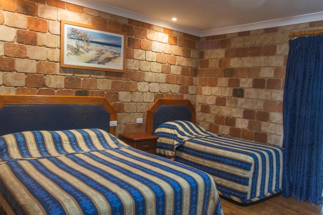 Golfers Inn Тентерфілд Екстер'єр фото
