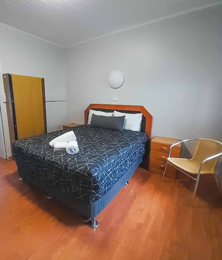 Golfers Inn Тентерфілд Екстер'єр фото